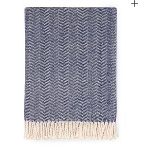 SFERRA Navy Celine Throw
